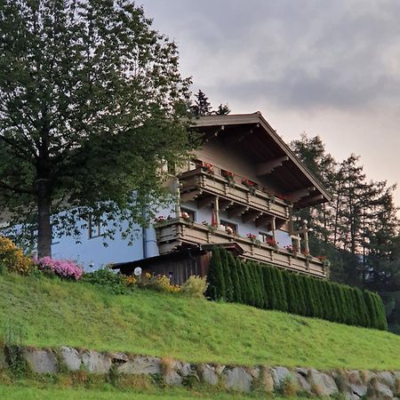 Pension Schlossberg Митерзил Екстериор снимка