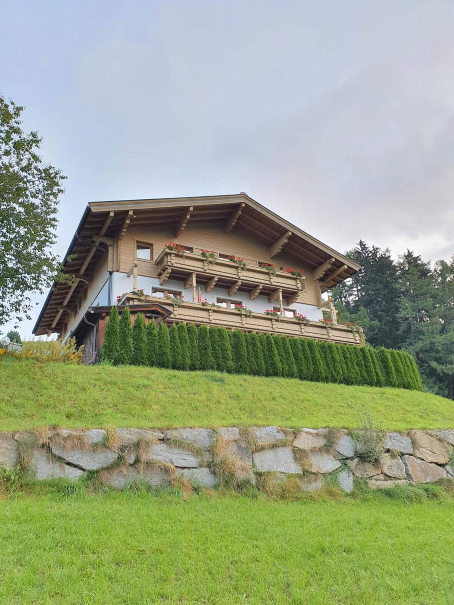 Pension Schlossberg Митерзил Екстериор снимка