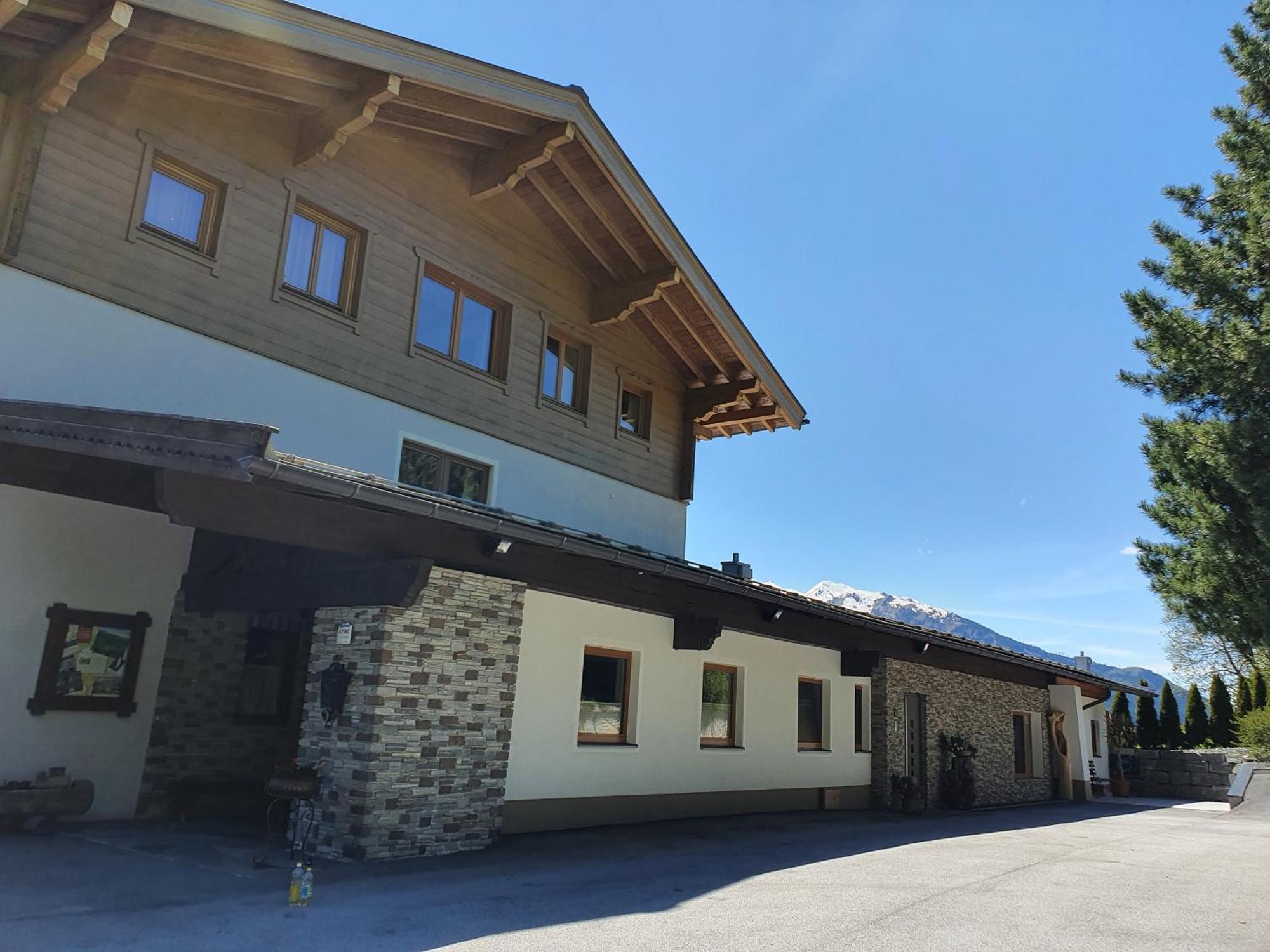 Pension Schlossberg Митерзил Екстериор снимка
